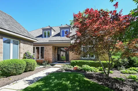 28 Lake Ridge Club Drive Burr Ridge IL 60527