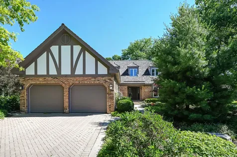 28 Lake Ridge Club Drive Burr Ridge IL 60527