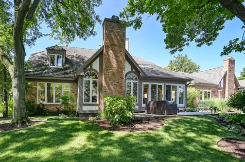 28 Lake Ridge Club Drive Burr Ridge IL 60527