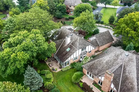 28 Lake Ridge Club Drive Burr Ridge IL 60527