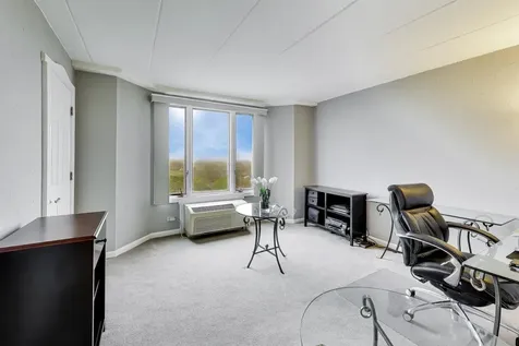 1 Renaissance Place Palatine IL 60067