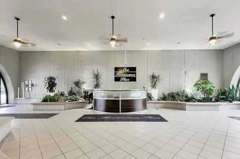 1 Renaissance Place Palatine IL 60067