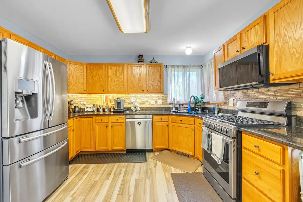 9712 Bennington Drive Huntley IL 60142