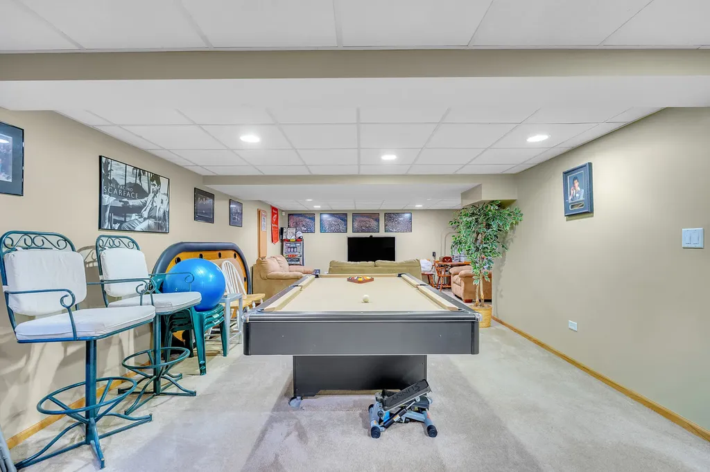 9712 Bennington Drive Huntley IL 60142