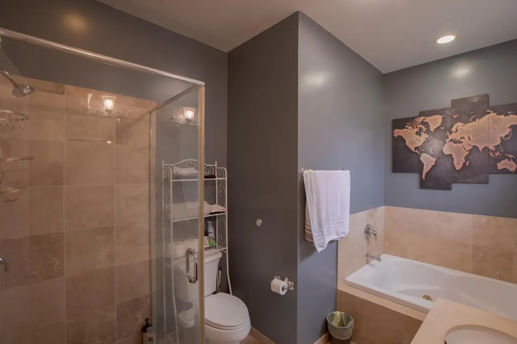 3938 South Wells Street Chicago IL 60609