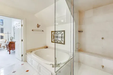 1135 Buttonwood Lane Northbrook IL 60062
