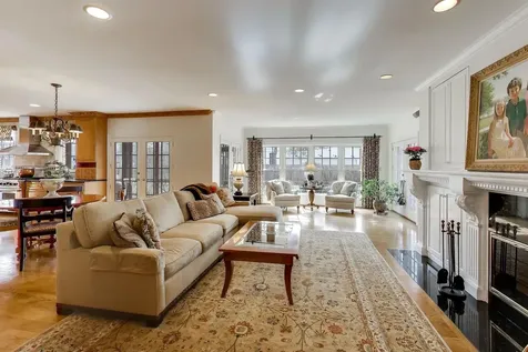 1135 Buttonwood Lane Northbrook IL 60062