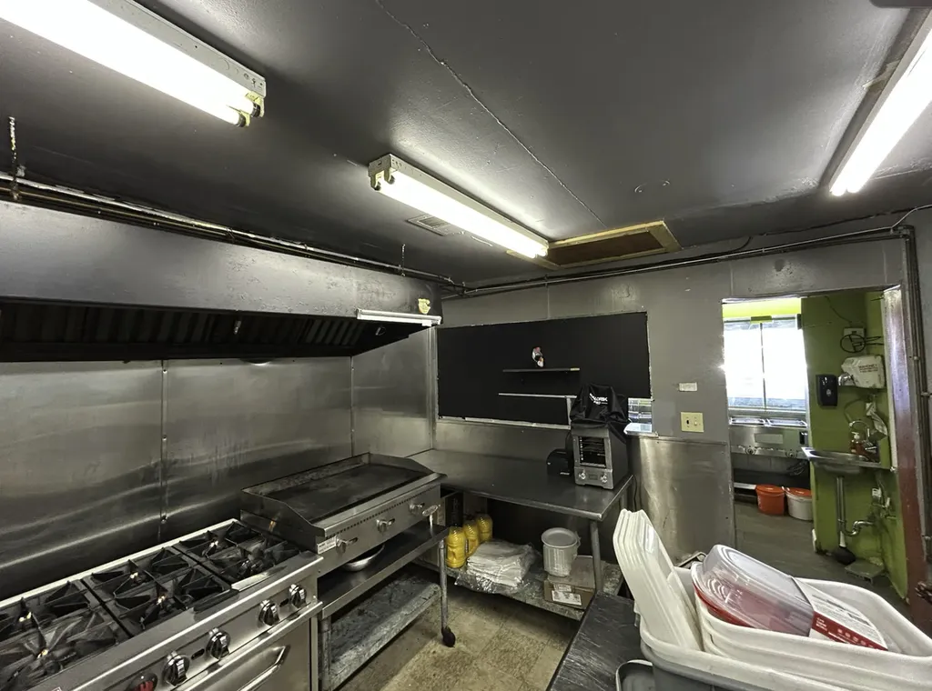 11028 South Halsted Street Chicago IL 60628