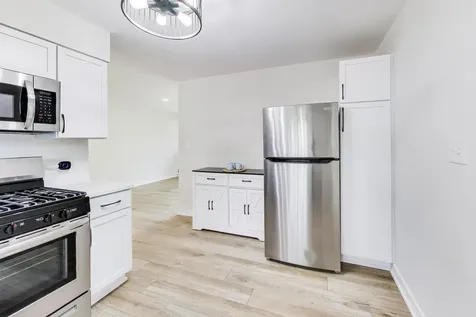 321 North Fairview Avenue Mount Prospect IL 60056