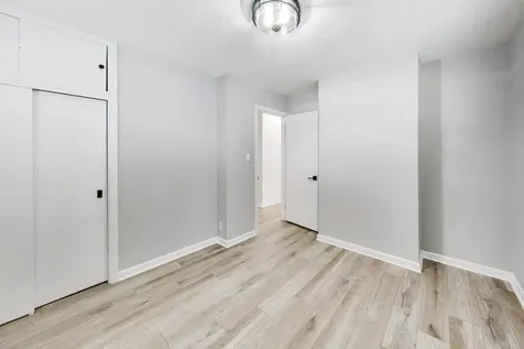 321 North Fairview Avenue Mount Prospect IL 60056