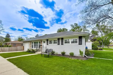 321 North Fairview Avenue Mount Prospect IL 60056