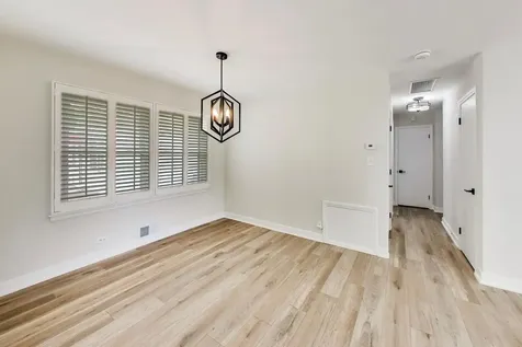 321 North Fairview Avenue Mount Prospect IL 60056