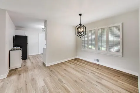 321 North Fairview Avenue Mount Prospect IL 60056