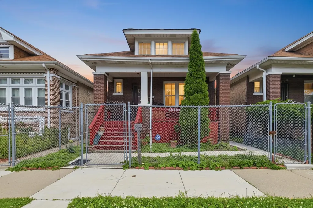 6325 South Francisco Avenue Chicago IL 60629