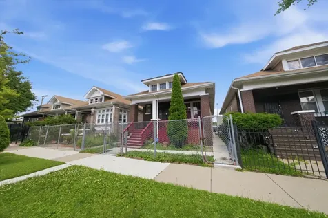 6325 South Francisco Avenue Chicago IL 60629