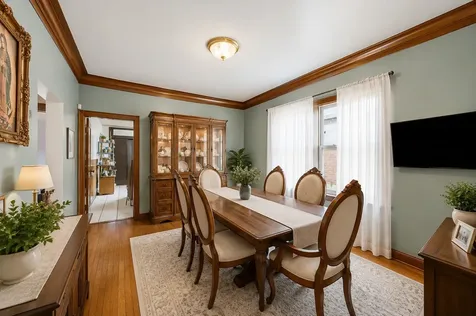 6325 South Francisco Avenue Chicago IL 60629