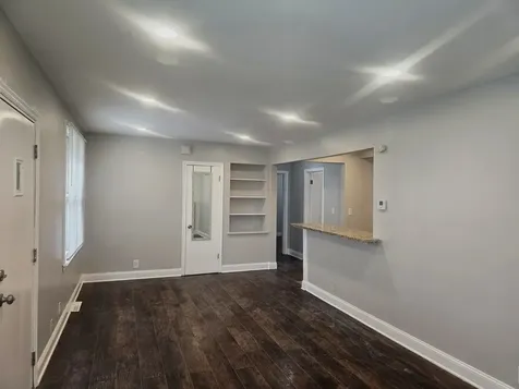 8622 South Jeffery Boulevard Chicago IL 60617
