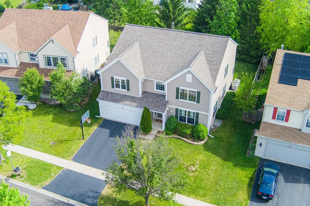 746 Bluebell Lane Pingree Grove IL 60140