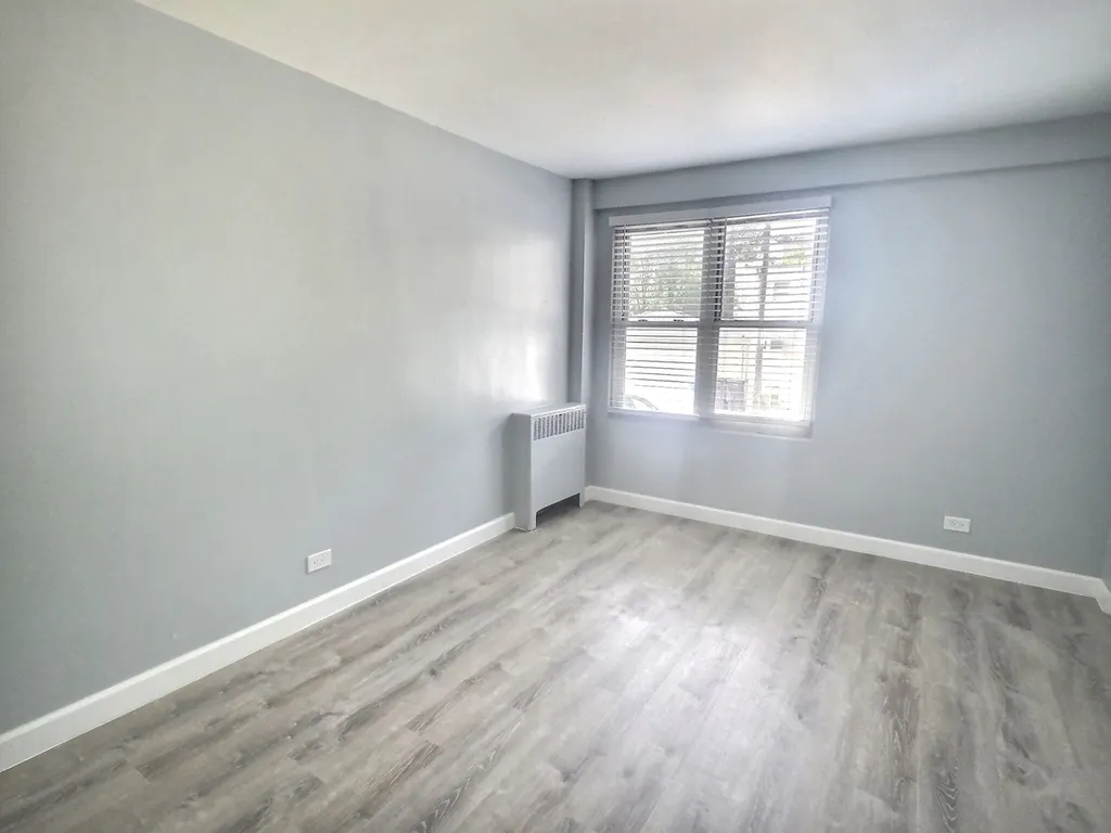 2610 West Balmoral Avenue Chicago IL 60625