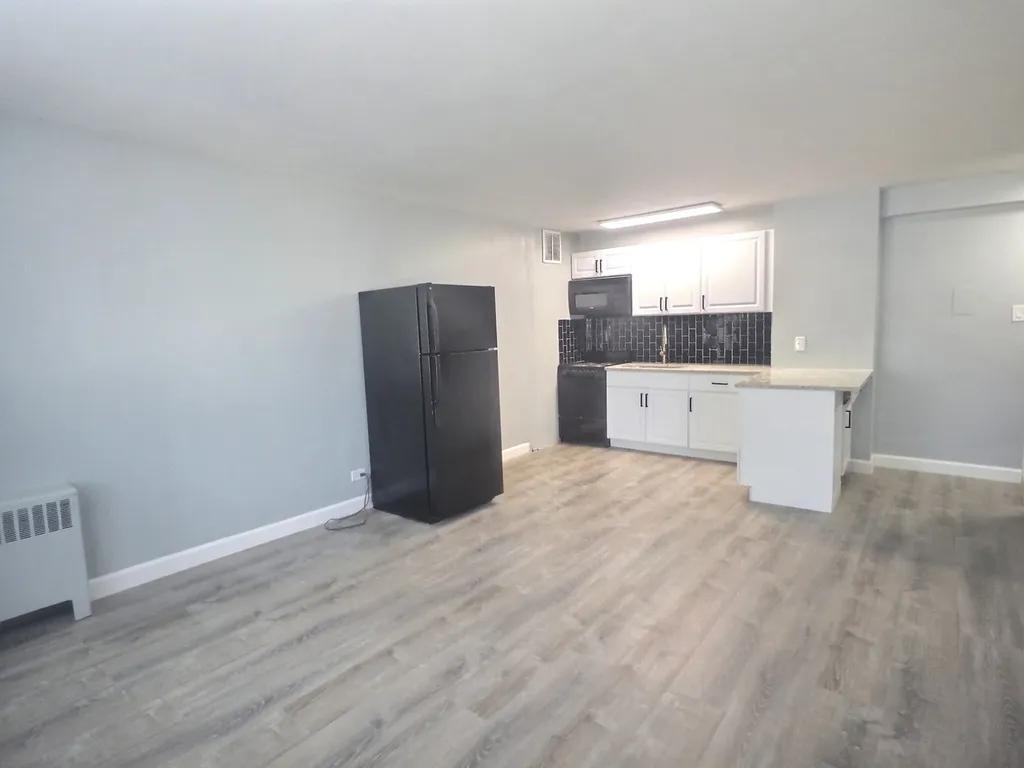 2610 West Balmoral Avenue Chicago IL 60625