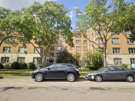 2610 West Balmoral Avenue Chicago IL 60625
