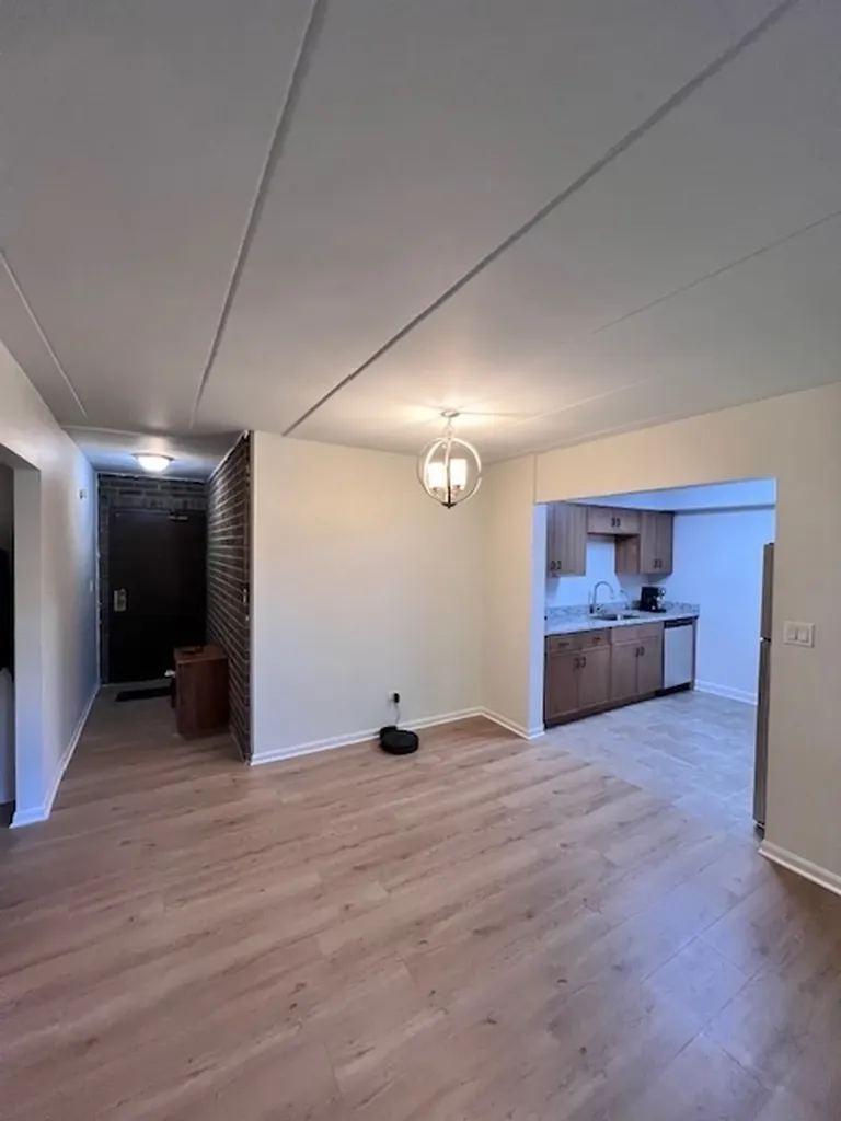 264 East Bailey Road Naperville IL 60565