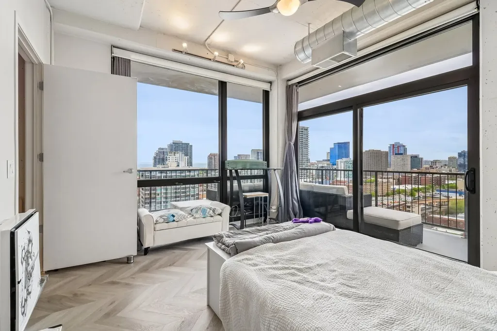 1530 South State Street Chicago IL 60605