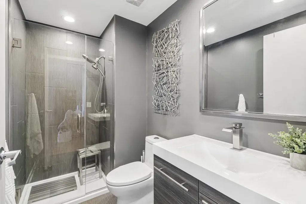 1530 South State Street Chicago IL 60605