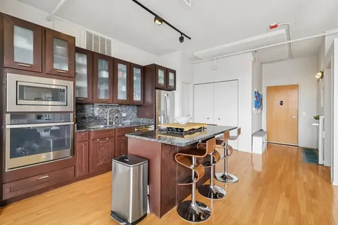 1530 South State Street Chicago IL 60605