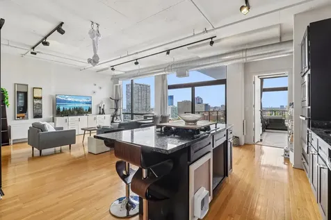 1530 South State Street Chicago IL 60605