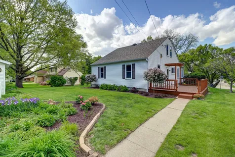 313 West 2nd Street Prophetstown IL 61277