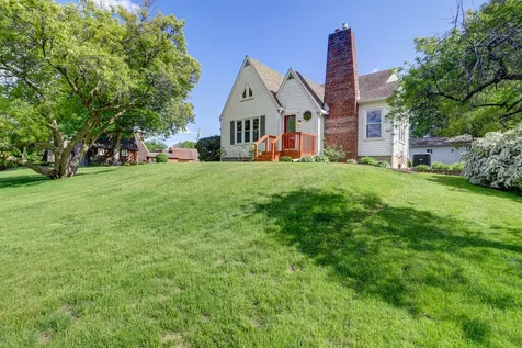 313 West 2nd Street Prophetstown IL 61277
