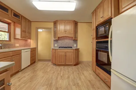 313 West 2nd Street Prophetstown IL 61277