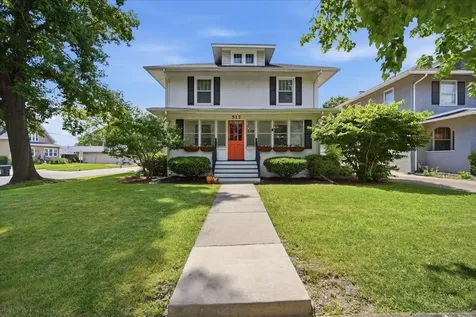 517 Vale Street Bloomington IL 61701