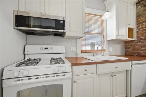517 Vale Street Bloomington IL 61701