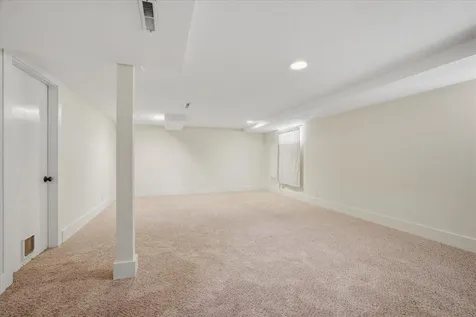 517 Vale Street Bloomington IL 61701