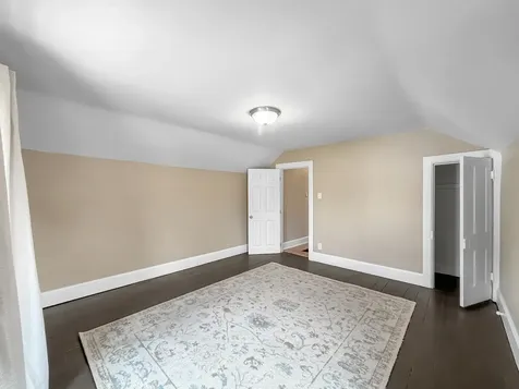 922 East Shawnee Street Freeport IL 61032