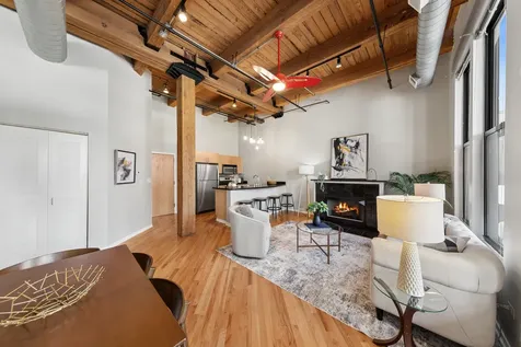 1243 South Wabash Avenue Chicago IL 60605