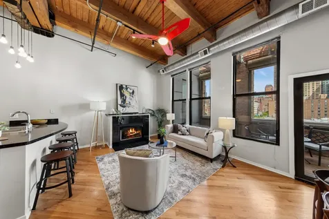 1243 South Wabash Avenue Chicago IL 60605
