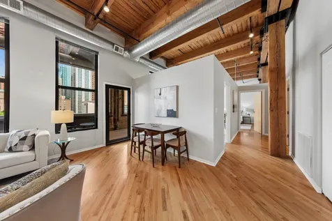 1243 South Wabash Avenue Chicago IL 60605