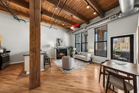 1243 South Wabash Avenue Chicago IL 60605
