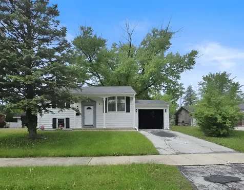 40 South Sycamore Lane Glenwood IL 60425