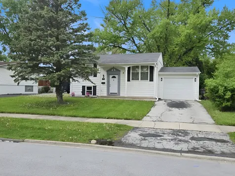 40 South Sycamore Lane Glenwood IL 60425
