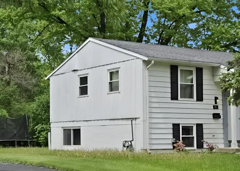 40 South Sycamore Lane Glenwood IL 60425