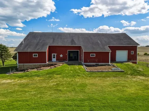 10538 North Pecatonica Road Leaf River IL 61047