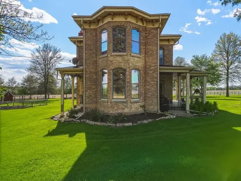 10538 North Pecatonica Road Leaf River IL 61047