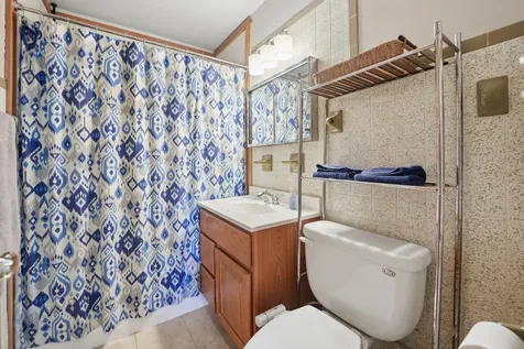 1800 Buckingham Avenue Westchester IL 60154