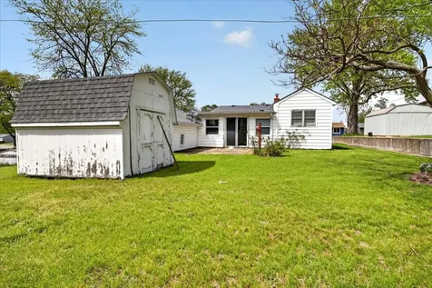 199 East Wilson Avenue Machesney Park IL 61115