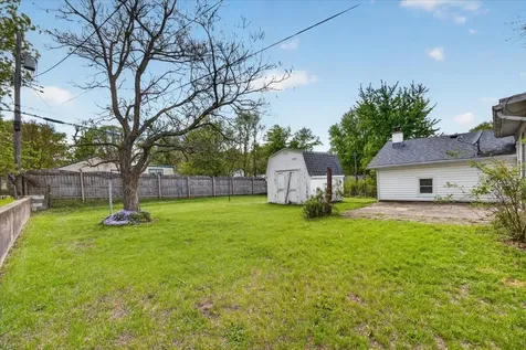 199 East Wilson Avenue Machesney Park IL 61115