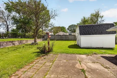 199 East Wilson Avenue Machesney Park IL 61115